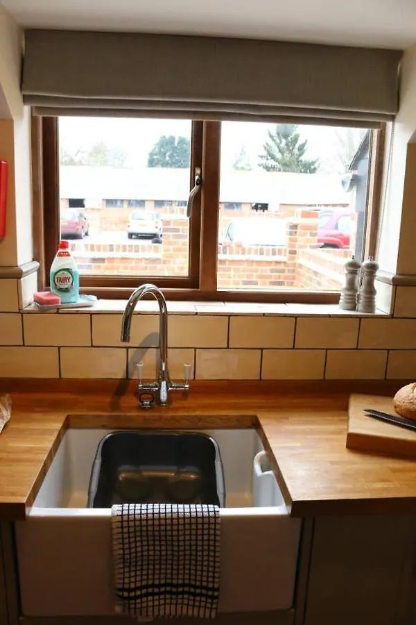 Blashford Manor Farmhouse - The Shetland Cottage Ringwood Holiday home